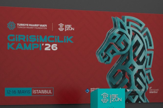 Türkiye Maarif Vakfı Girişimcilik Kampı ’26 kimlik ve sahne tasarımı